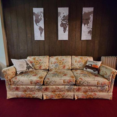 6 Minutes From The Falls! Spacious 2Nd Floor Apartment Sleeps 5 Niagara Falls Extérieur photo