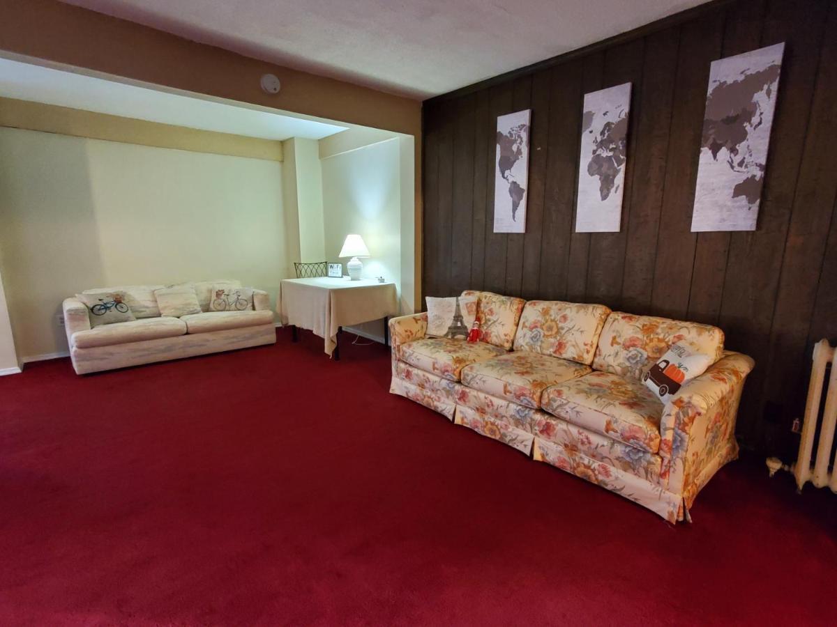 6 Minutes From The Falls! Spacious 2Nd Floor Apartment Sleeps 5 Niagara Falls Extérieur photo