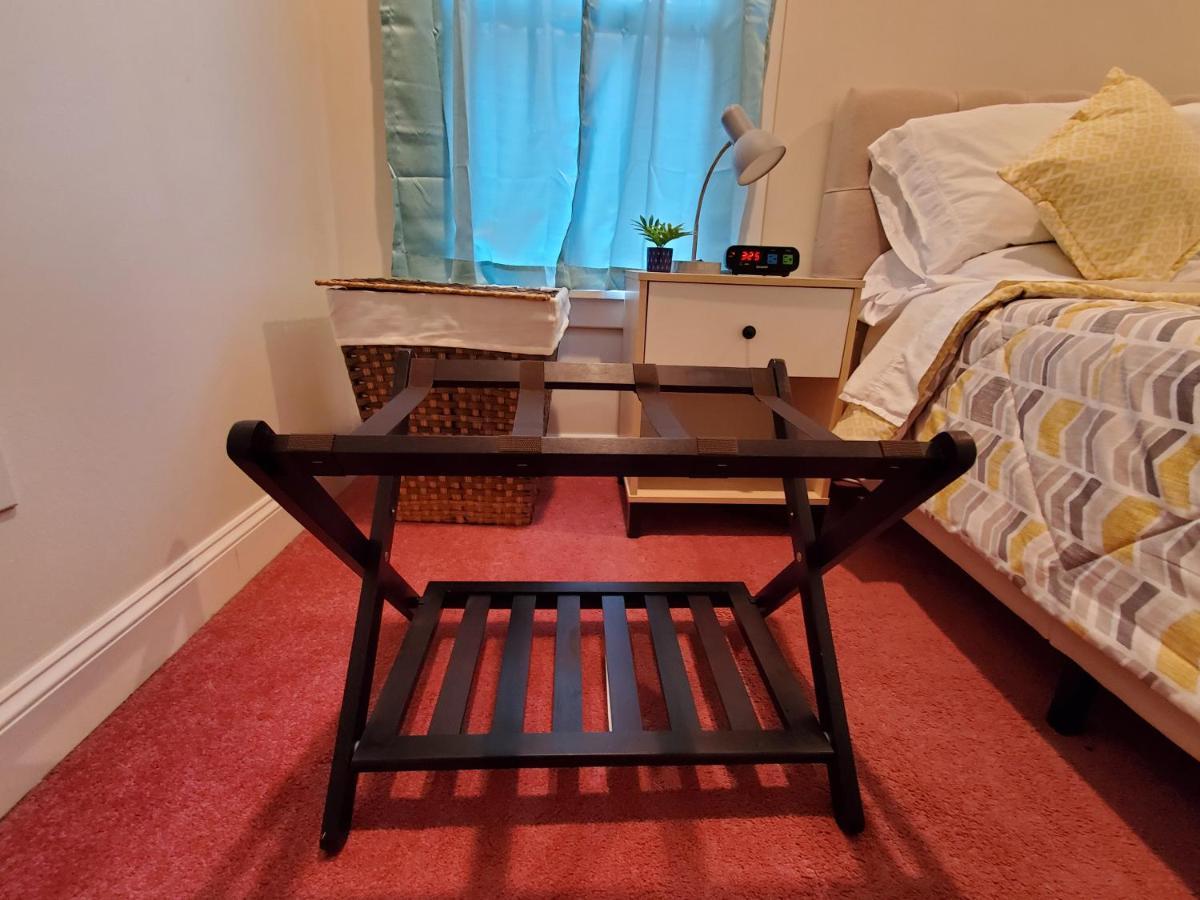 6 Minutes From The Falls! Spacious 2Nd Floor Apartment Sleeps 5 Niagara Falls Extérieur photo