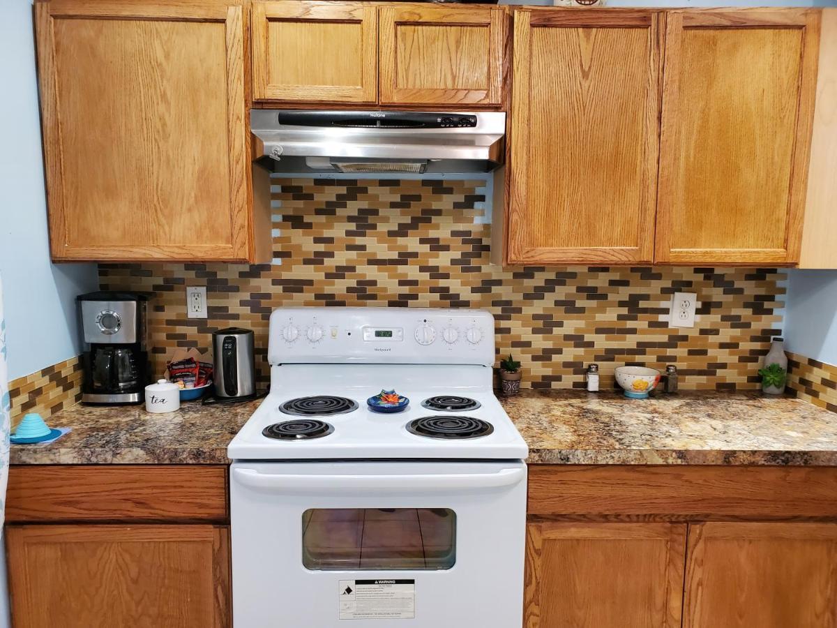 6 Minutes From The Falls! Spacious 2Nd Floor Apartment Sleeps 5 Niagara Falls Extérieur photo